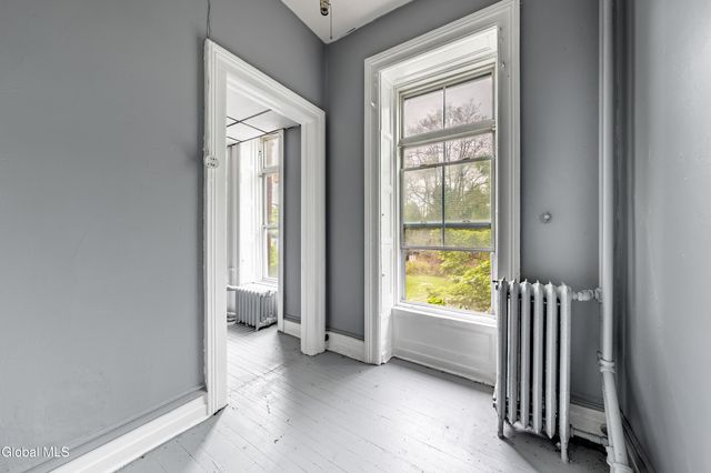 29 2nd Street, Albany, NY 12210