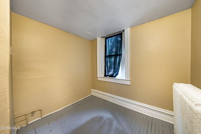 29 2nd Street, Albany, NY 12210