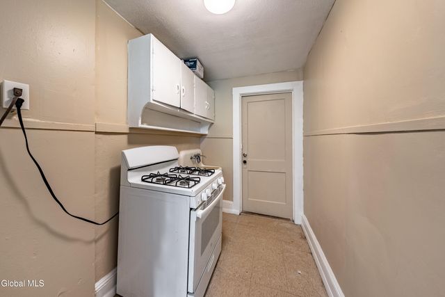 29 2nd Street, Albany, NY 12210