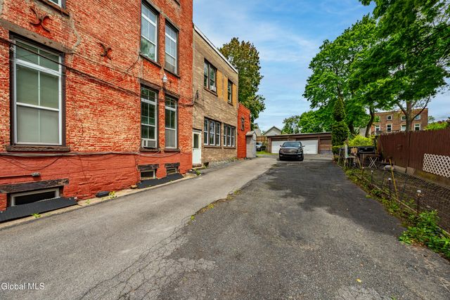 29 2nd Street, Albany, NY 12210