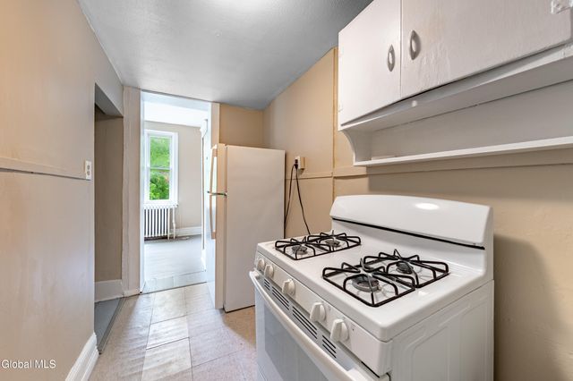 29 2nd Street, Albany, NY 12210
