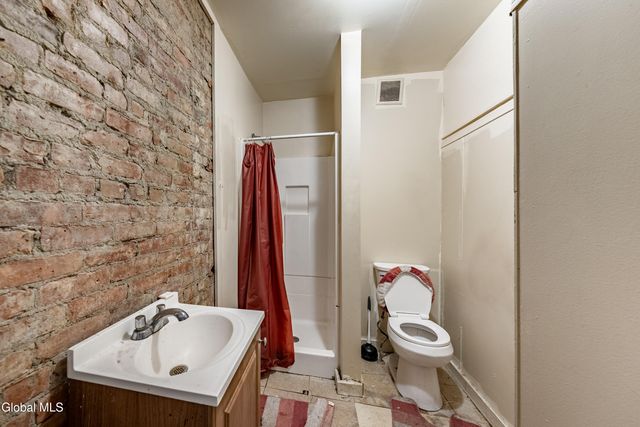 29 2nd Street, Albany, NY 12210