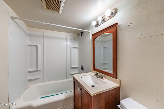 29 2nd Street, Albany, NY 12210