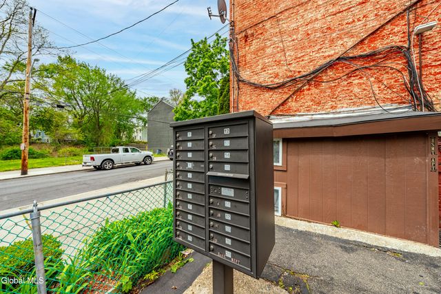 29 2nd Street, Albany, NY 12210