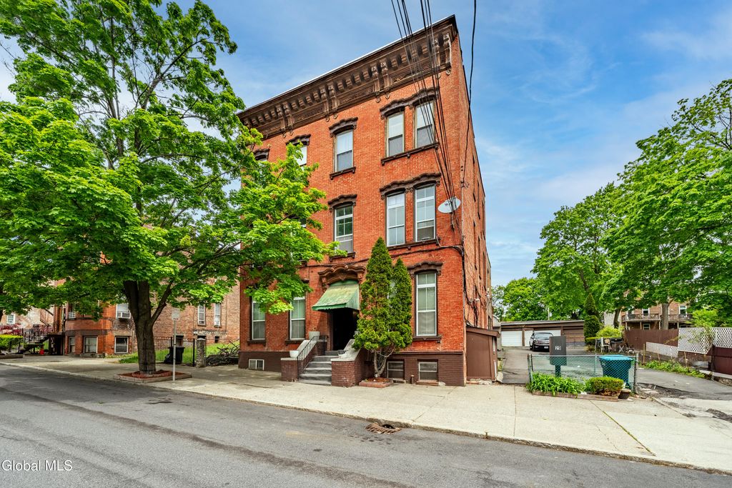 29 2nd Street, Albany, NY 12210