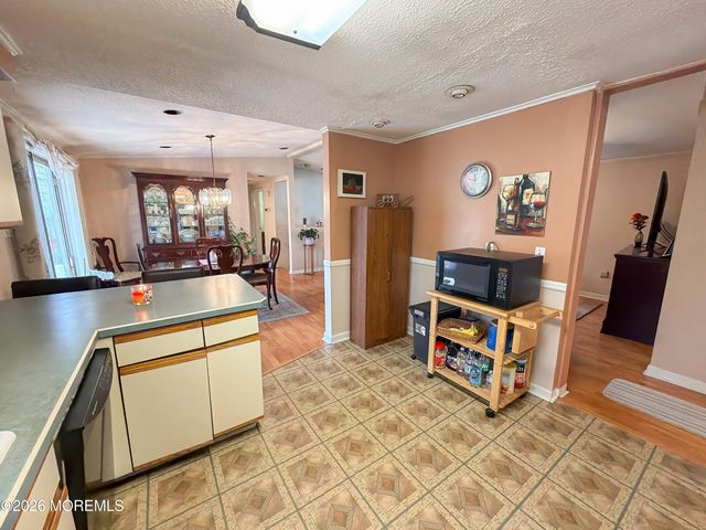 45 N Hope Chapel Road, Jackson, NJ 08527