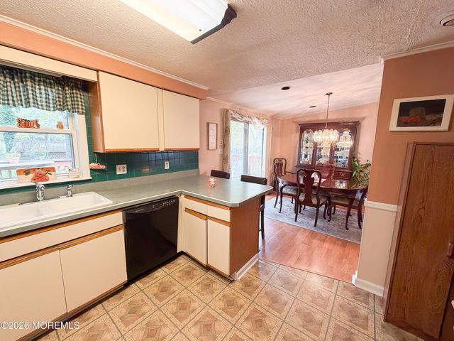 45 N Hope Chapel Road, Jackson, NJ 08527