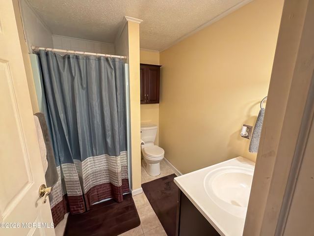 45 N Hope Chapel Road, Jackson, NJ 08527