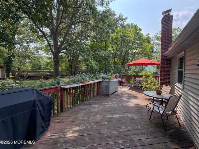 45 N Hope Chapel Road, Jackson, NJ 08527
