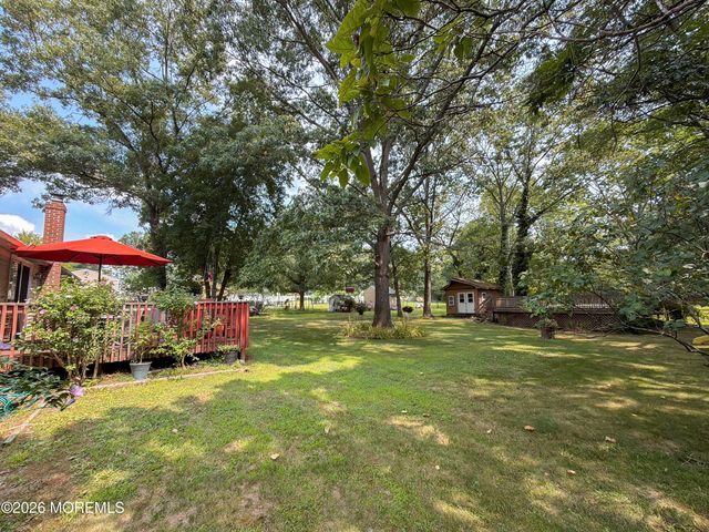 45 N Hope Chapel Road, Jackson, NJ 08527