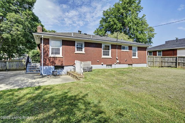 9903 Stonestreet Rd, Louisville, KY 40272