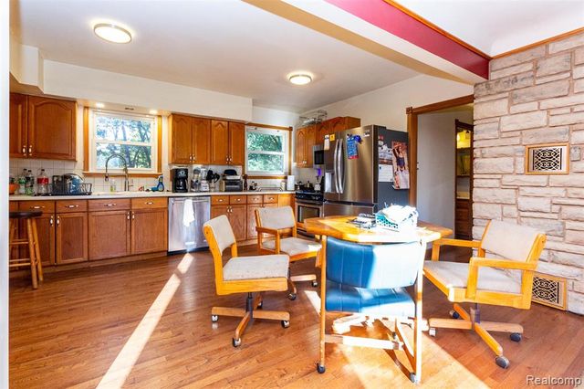 15681 Foch Street, Livonia, MI 48154