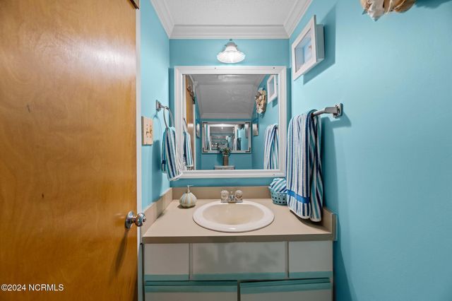 1506 Harbourside Drive 1506 -1505, New Bern, NC 28560