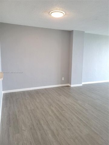 19380 Collins Avenue 418, Sunny Isles Beach, FL 33160