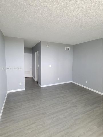 19380 Collins Avenue 418, Sunny Isles Beach, FL 33160