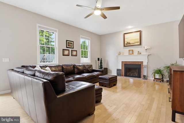1335 MURIFIELD DR, York, PA 17404