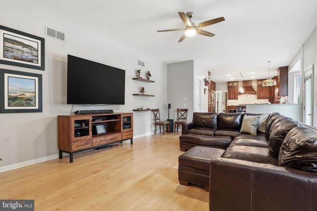1335 MURIFIELD DR, York, PA 17404