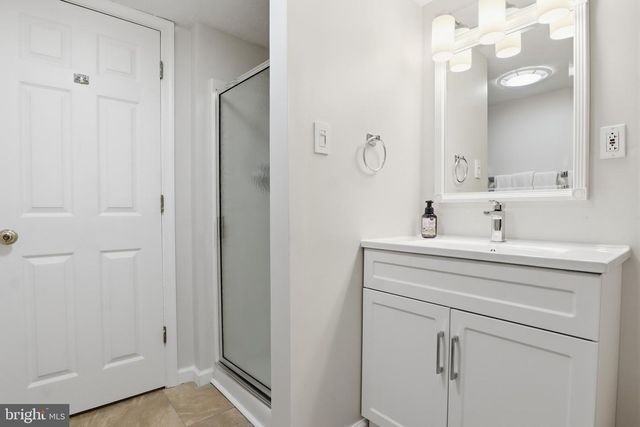 1335 MURIFIELD DR, York, PA 17404