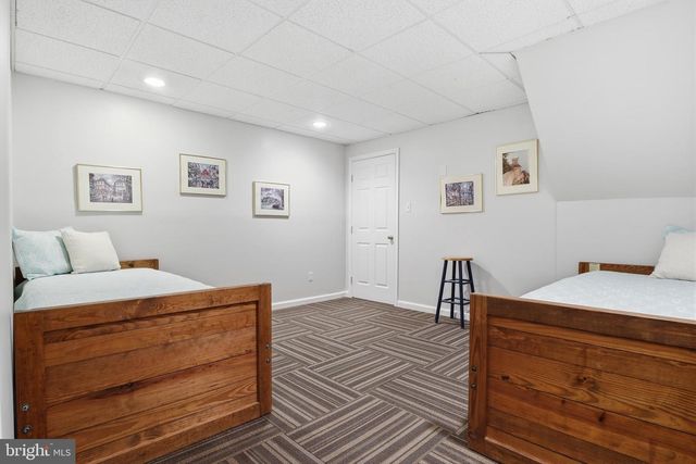 1335 MURIFIELD DR, York, PA 17404