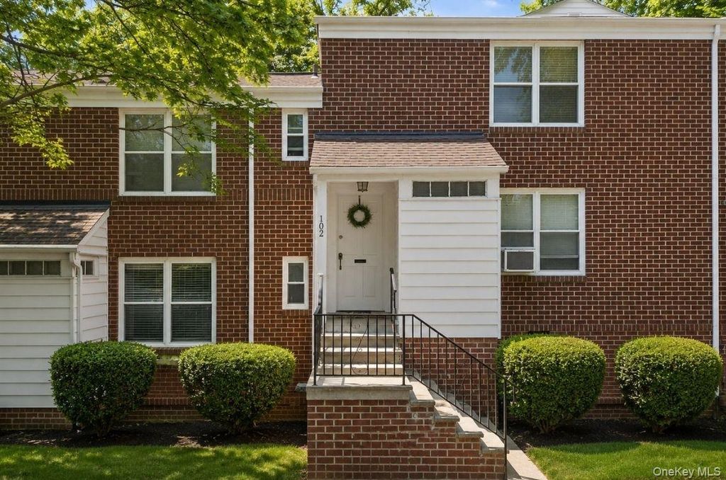 102 Spruce Street 2A, Yonkers, NY 10701