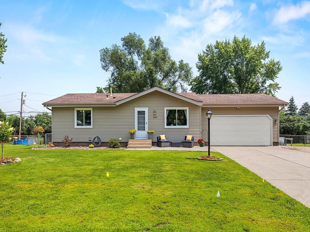 16294 Florida Way W, Lakeville, MN 55068