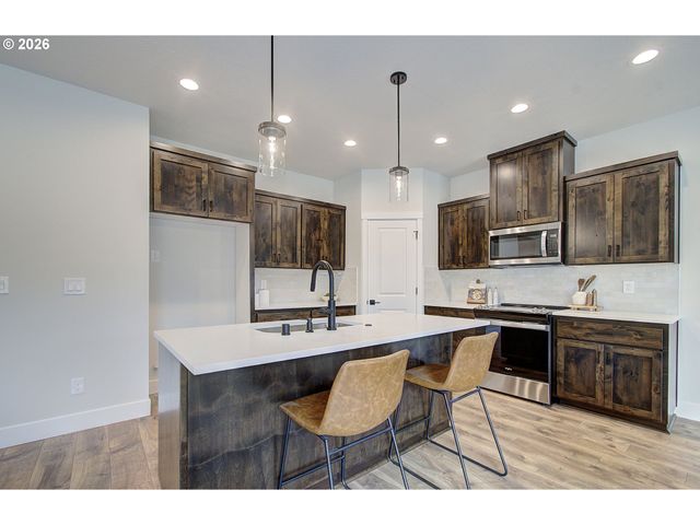 11008 Ne 131ST Ct, Vancouver, WA 98682