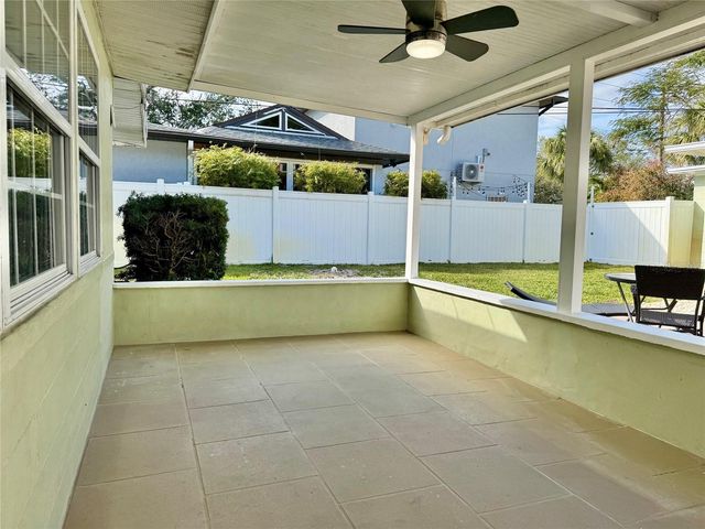 185 22ND AVENUE N, St Petersburg, FL 33704