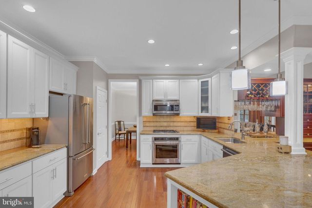 28 BRINKER DR, Doylestown, PA 18901