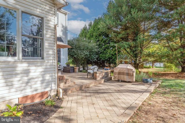 28 BRINKER DR, Doylestown, PA 18901