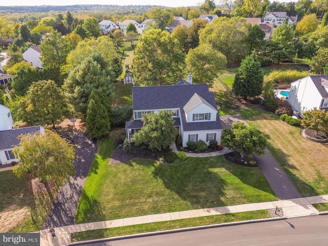 28 BRINKER DR, Doylestown, PA 18901