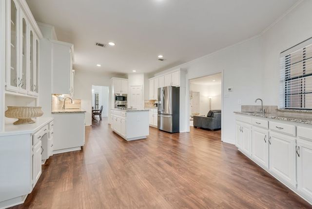 6622 Barclay Lane, Garland, TX 75044