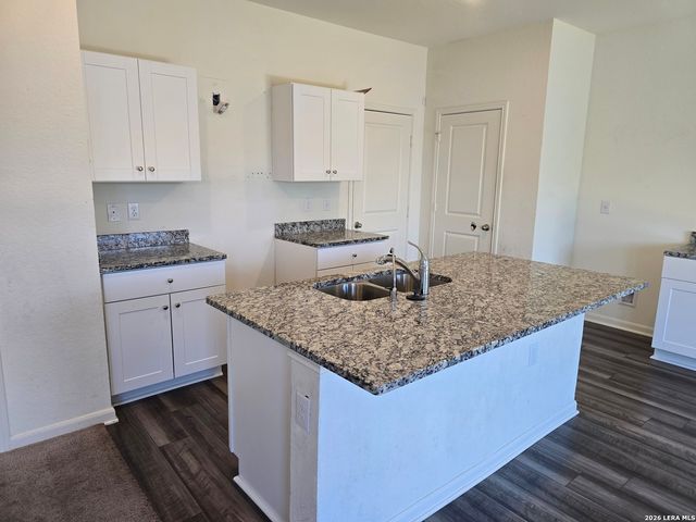 5115 Flying Hooves, San Antonio, TX 78222