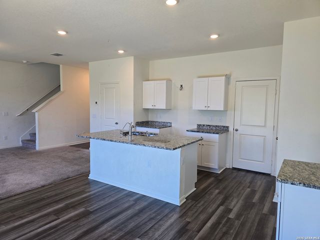 5115 Flying Hooves, San Antonio, TX 78222