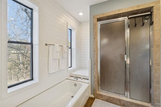 2705 Rambling Road, Edmond, OK 73025