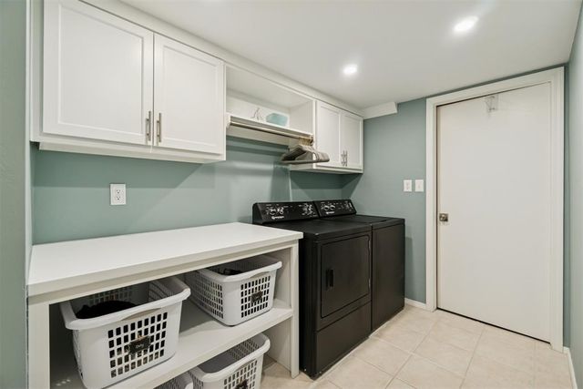 2705 Rambling Road, Edmond, OK 73025