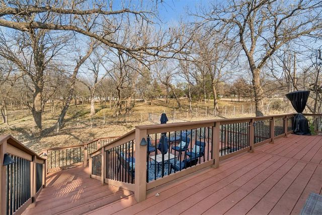 2705 Rambling Road, Edmond, OK 73025