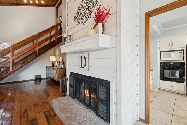 2705 Rambling Road, Edmond, OK 73025