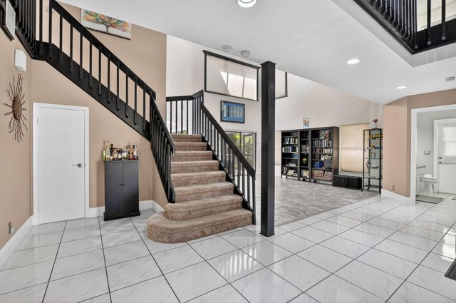 10548 Mendocino Lane, Boca Raton, FL 33428