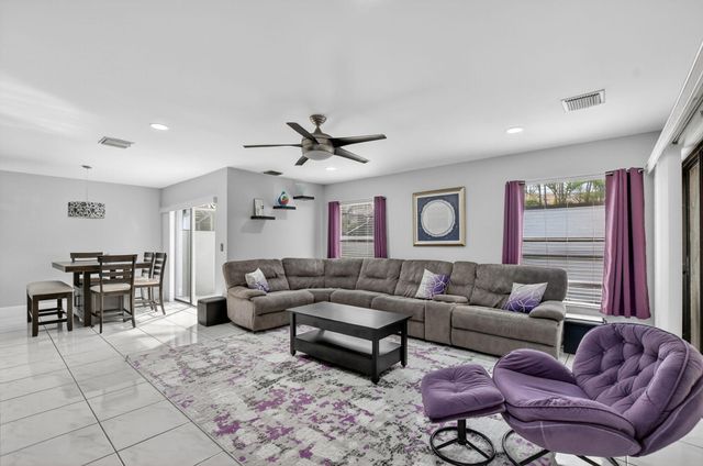 10548 Mendocino Lane, Boca Raton, FL 33428