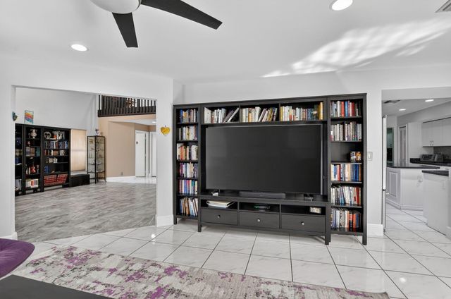 10548 Mendocino Lane, Boca Raton, FL 33428