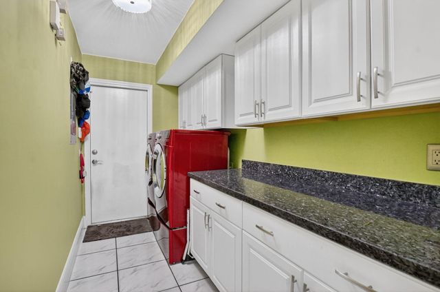 10548 Mendocino Lane, Boca Raton, FL 33428