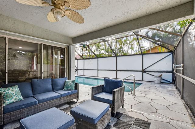 10548 Mendocino Lane, Boca Raton, FL 33428