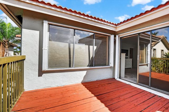 10548 Mendocino Lane, Boca Raton, FL 33428