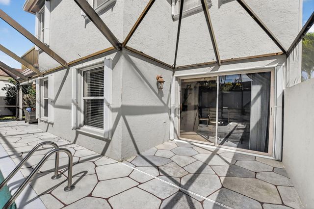 10548 Mendocino Lane, Boca Raton, FL 33428