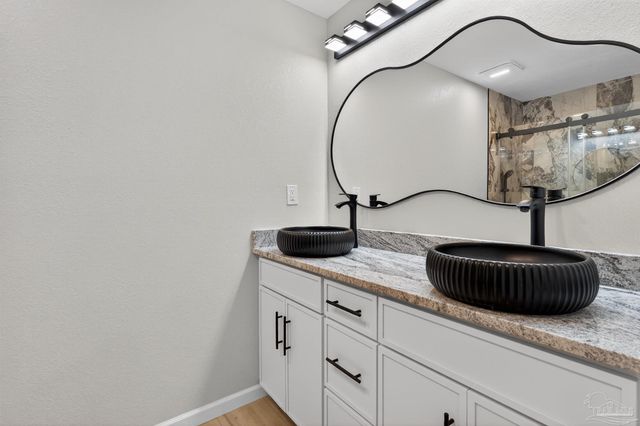 14150 Canal Dr, Pensacola, FL 32507