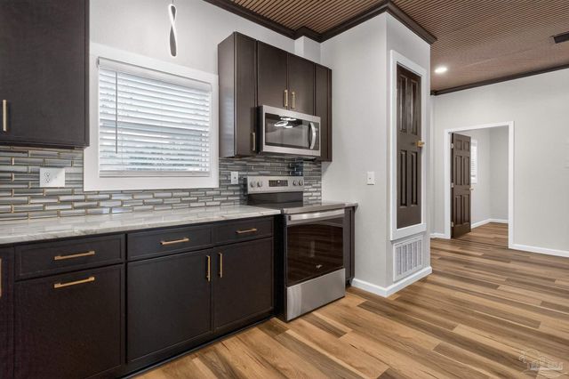 14150 Canal Dr, Pensacola, FL 32507