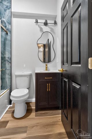 14150 Canal Dr, Pensacola, FL 32507