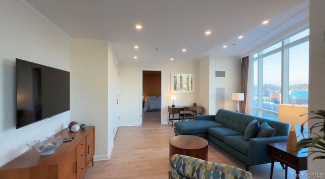 1 Renaissance Square 10F, White Plains, NY 10601