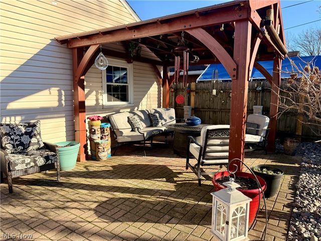 817 Boston Avenue, Elyria, OH 44035