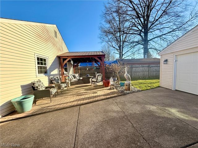 817 Boston Avenue, Elyria, OH 44035